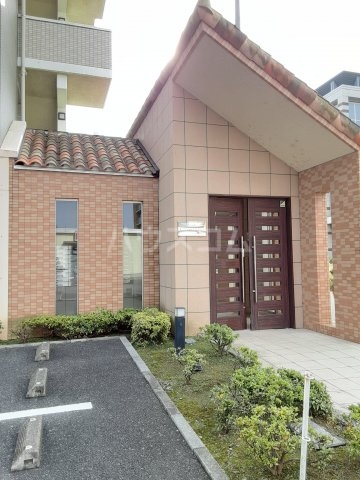 2/10 エントランス