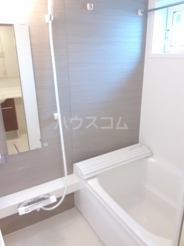 13/30 浴室