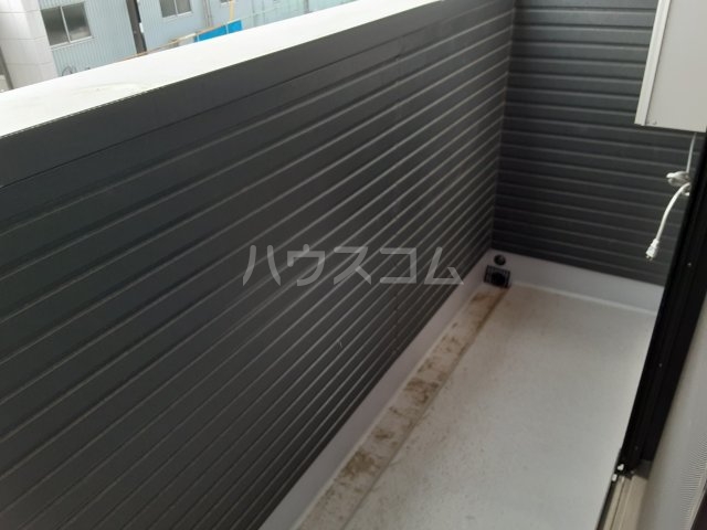 21/30 バルコニー