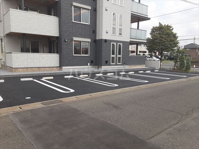 2/10 駐車場
