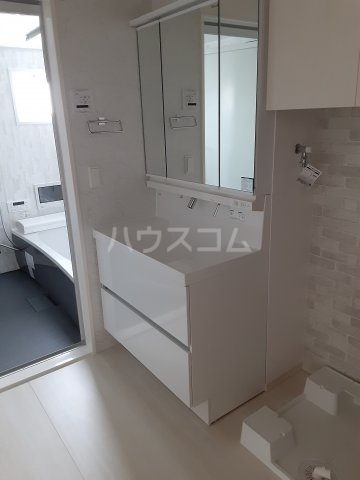 13/30 洗面