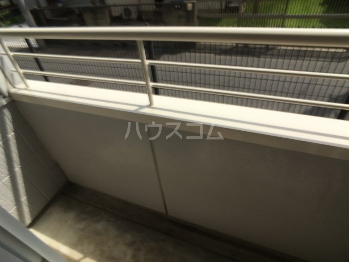 16/27 バルコニー