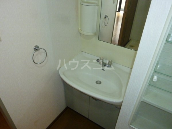 13/30 洗面