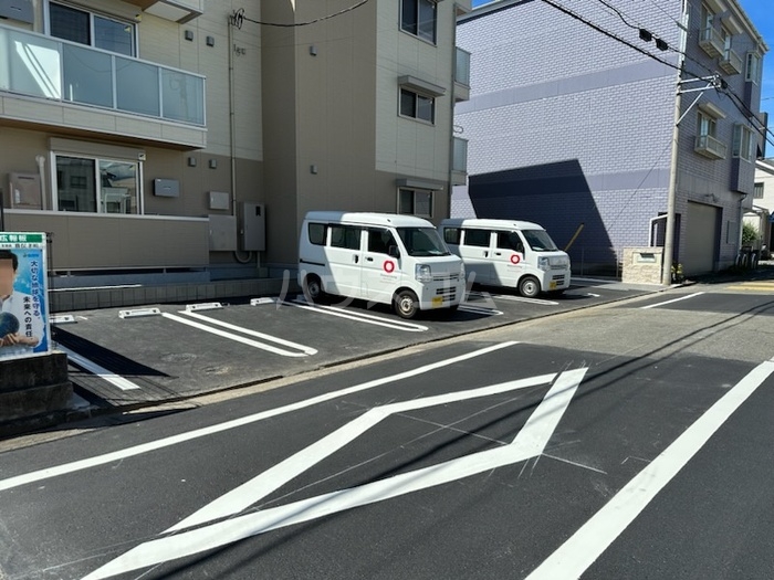 18/19 駐車場
