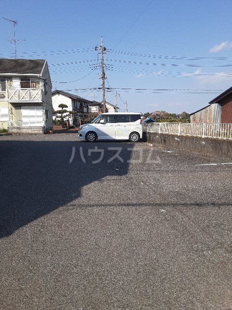 19/19 駐車場