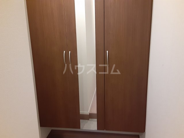 13/30 収納