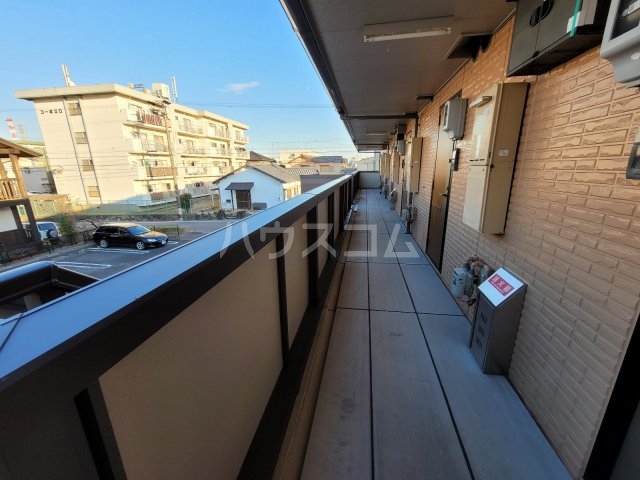 23/30 バルコニー