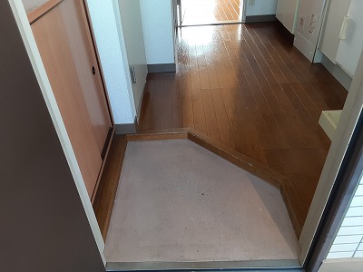 7/24 玄関