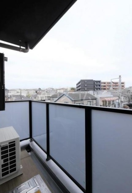 13/17 バルコニー