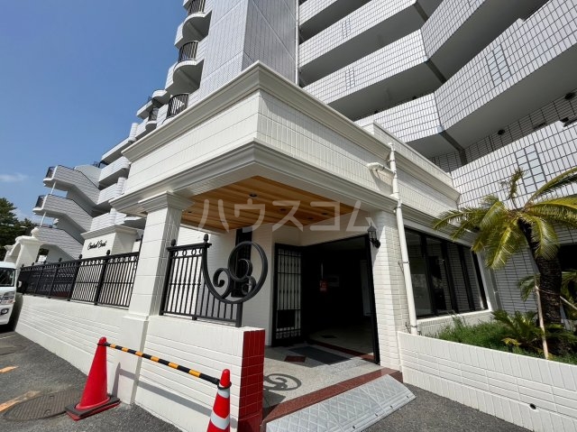 20/29 エントランス