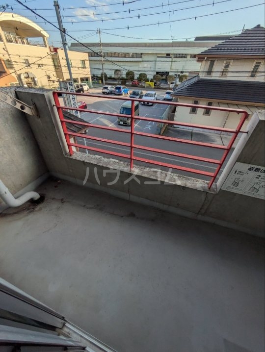 16/28 バルコニー