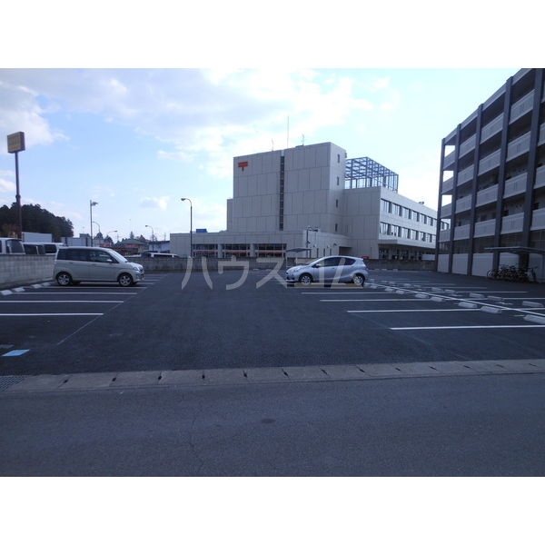 17/25 駐車場