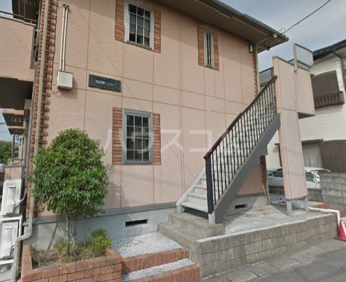 15/22 エントランス