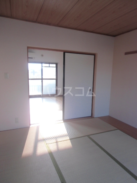 13/30 室内