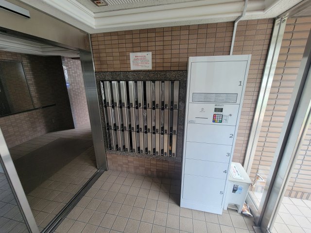 2/6 エントランス