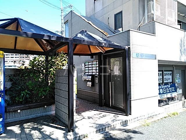 18/28 エントランス