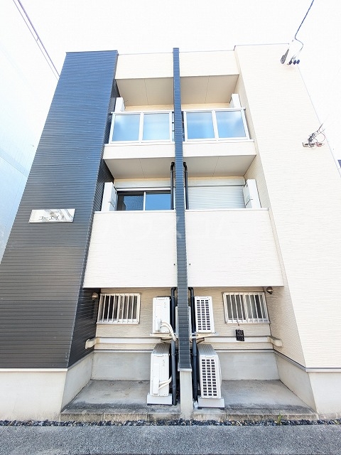 2/30 外観