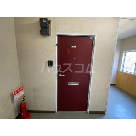 22/30 エントランス