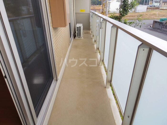 13/22 バルコニー