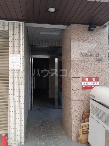 22/30 エントランス