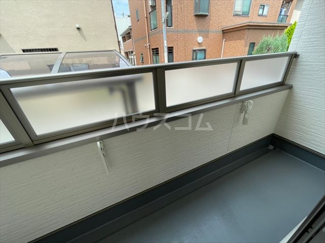 20/30 バルコニー