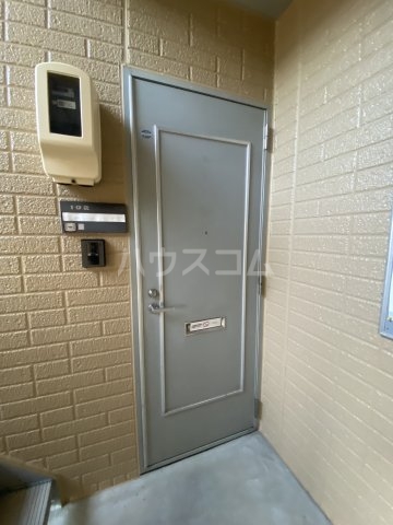 14/30 玄関