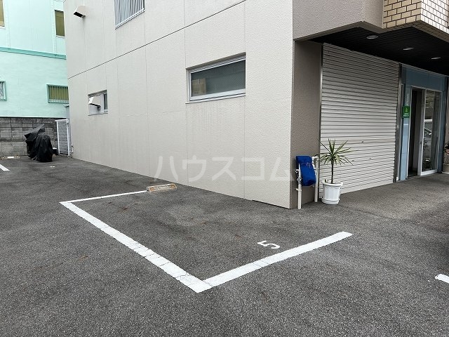 21/29 駐車場
