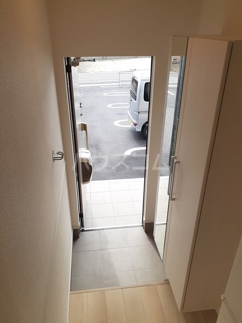 6/23 玄関
