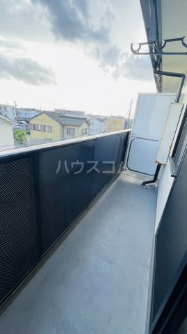 15/27 バルコニー