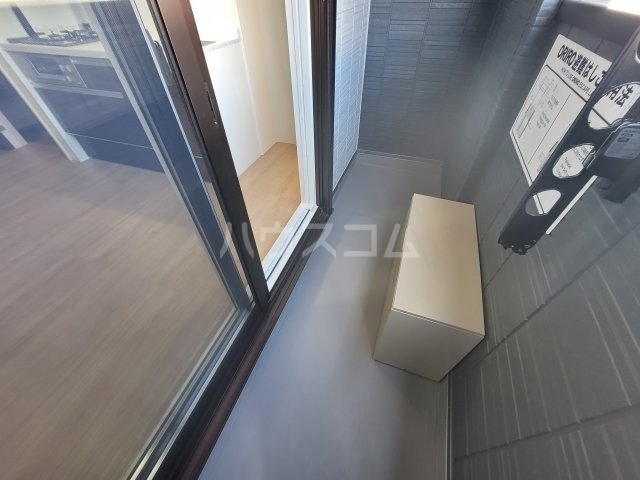 19/30 バルコニー