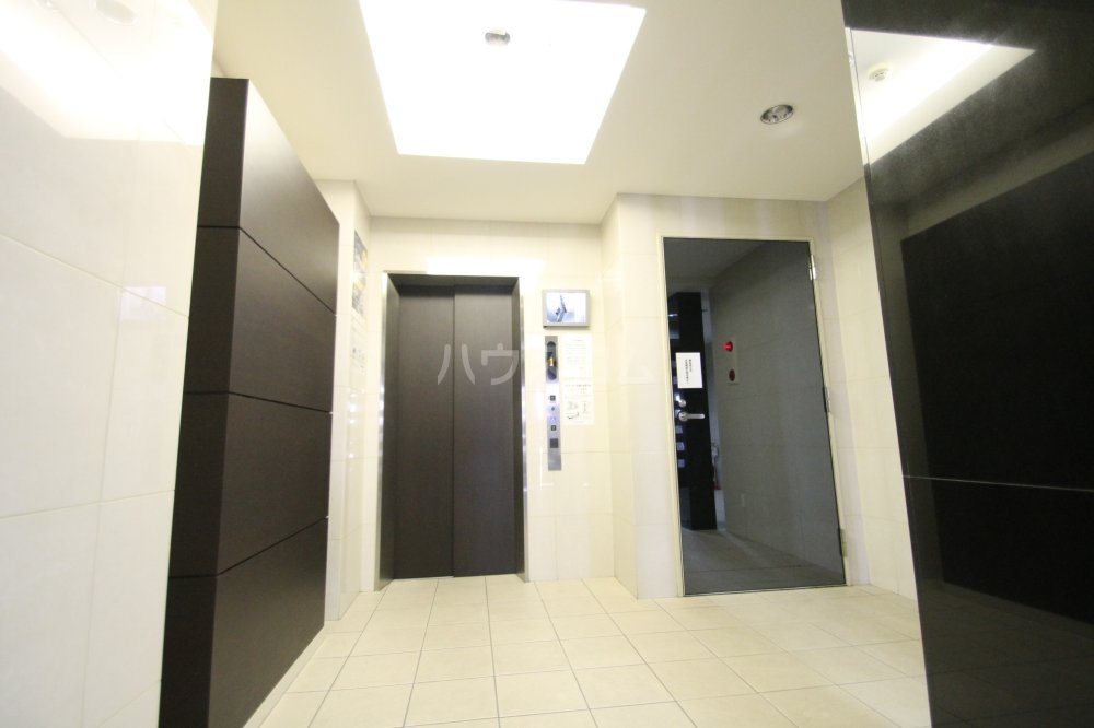 2/11 エントランス