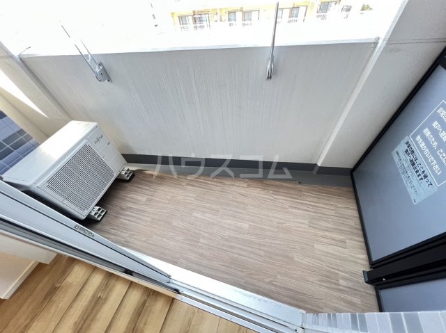 13/22 バルコニー