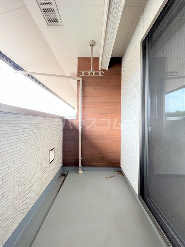 16/27 バルコニー