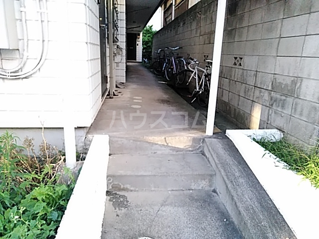 16/26 エントランス