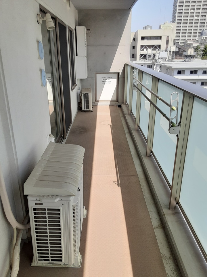 21/30 バルコニー