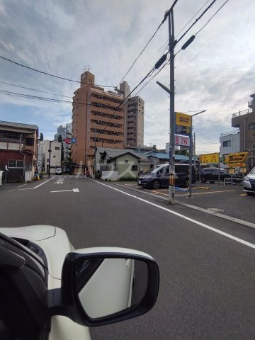 4/13 駐車場