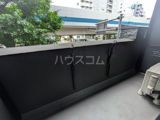15/23 バルコニー