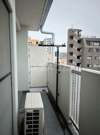 15/28 バルコニー