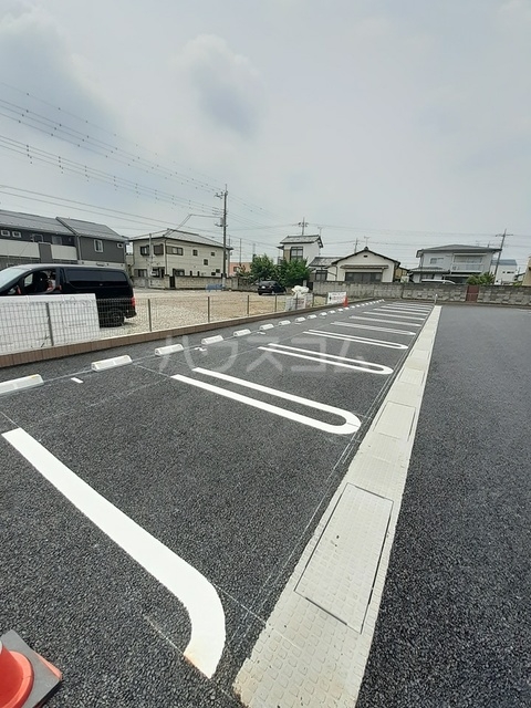 15/27 駐車場