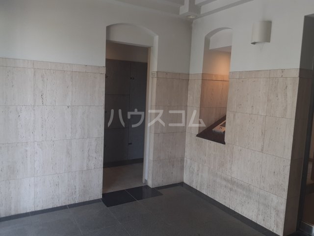 3/5 エントランス