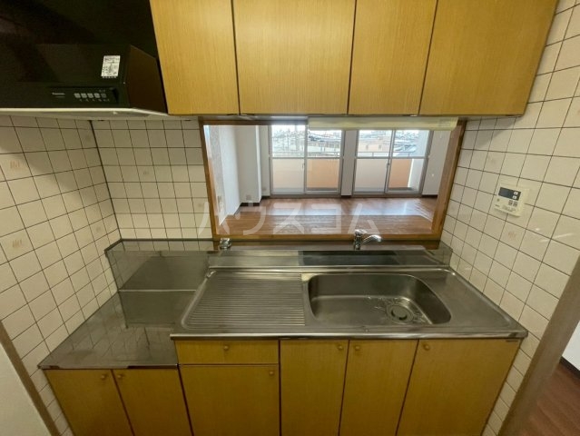 14/30 キッチン