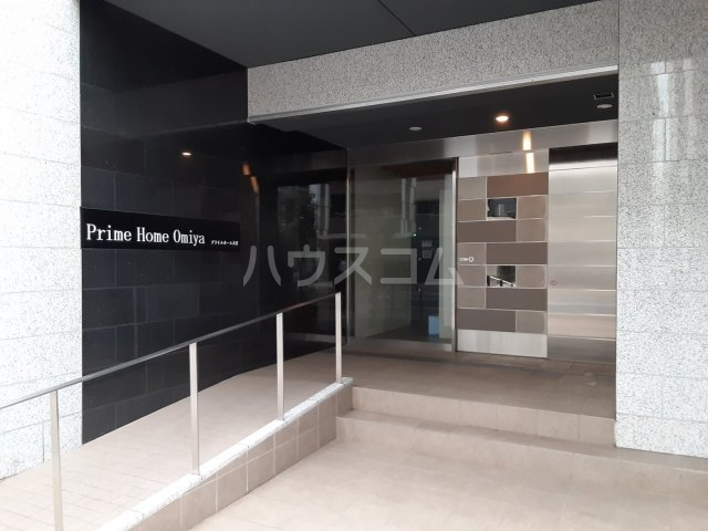 27/30 エントランス