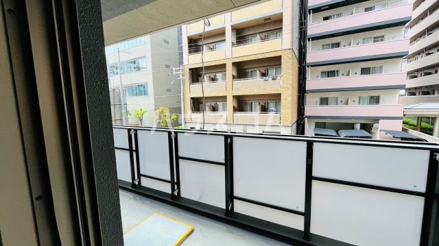 20/30 バルコニー