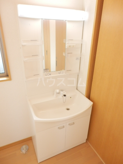 13/30 洗面