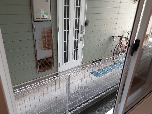 18/28 バルコニー