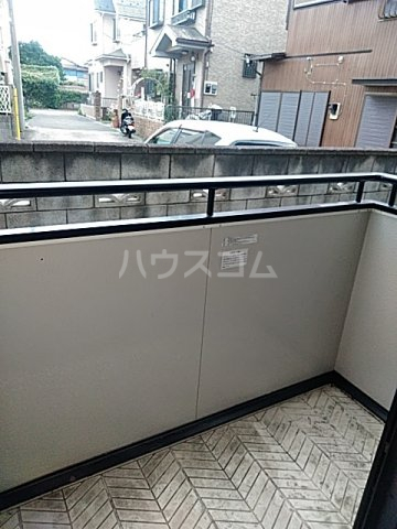 17/27 バルコニー