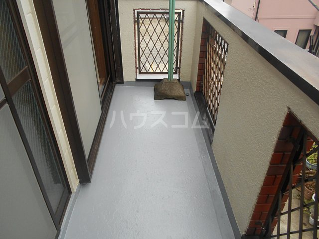 14/28 バルコニー