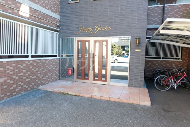 14/22 エントランス