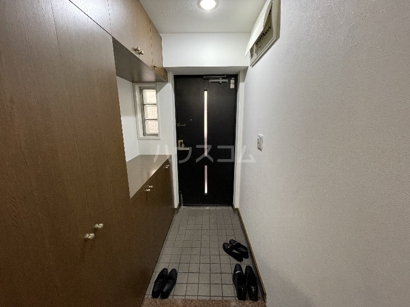 18/30 玄関