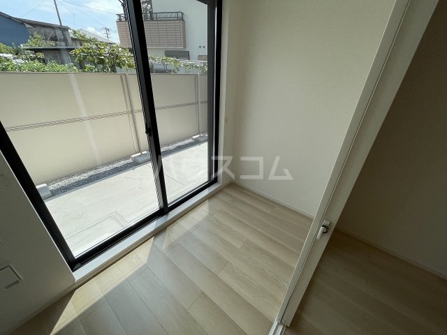 21/30 バルコニー